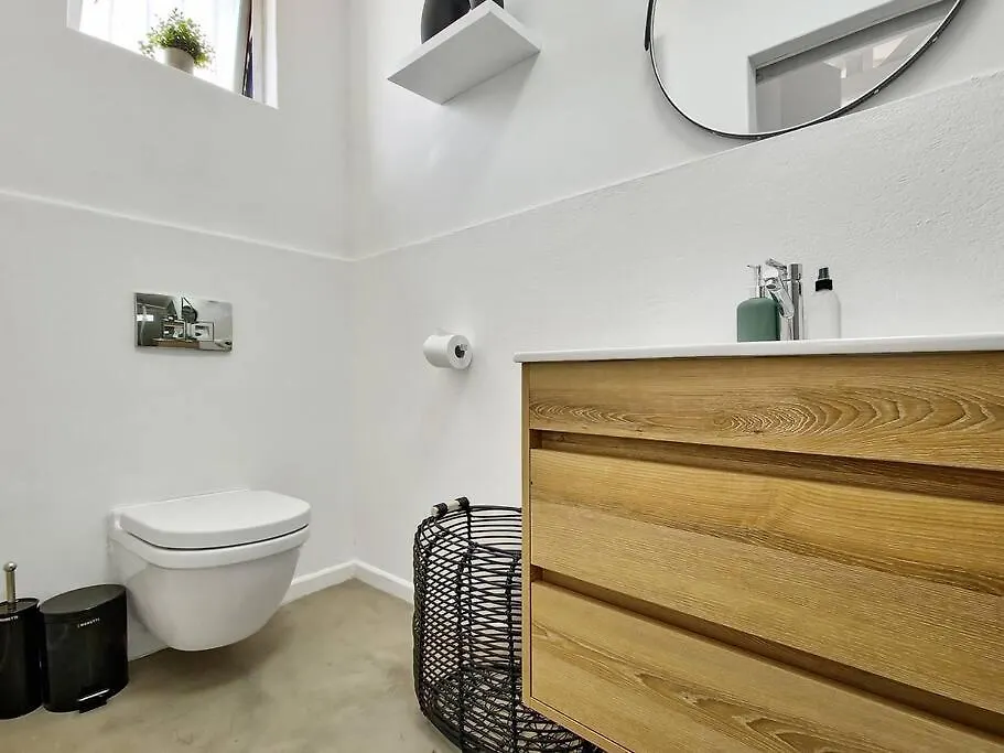 Unique Studio Close To Promenade Cape Town Daire
